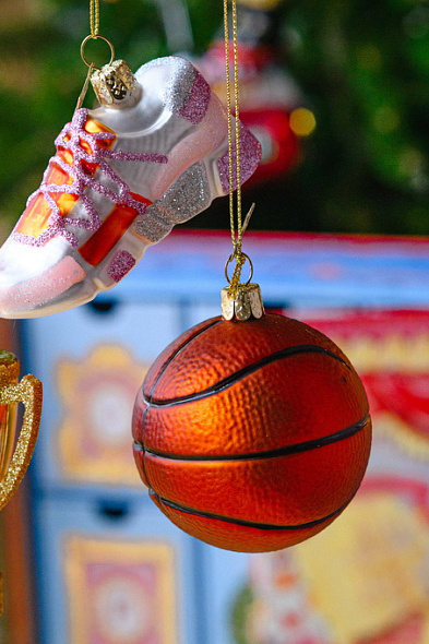 Не имеет пола Vondels Елочная игрушка "Баскетбольный мяч" 9 см (цвет ), артикул 2222620090010 | Фото 3