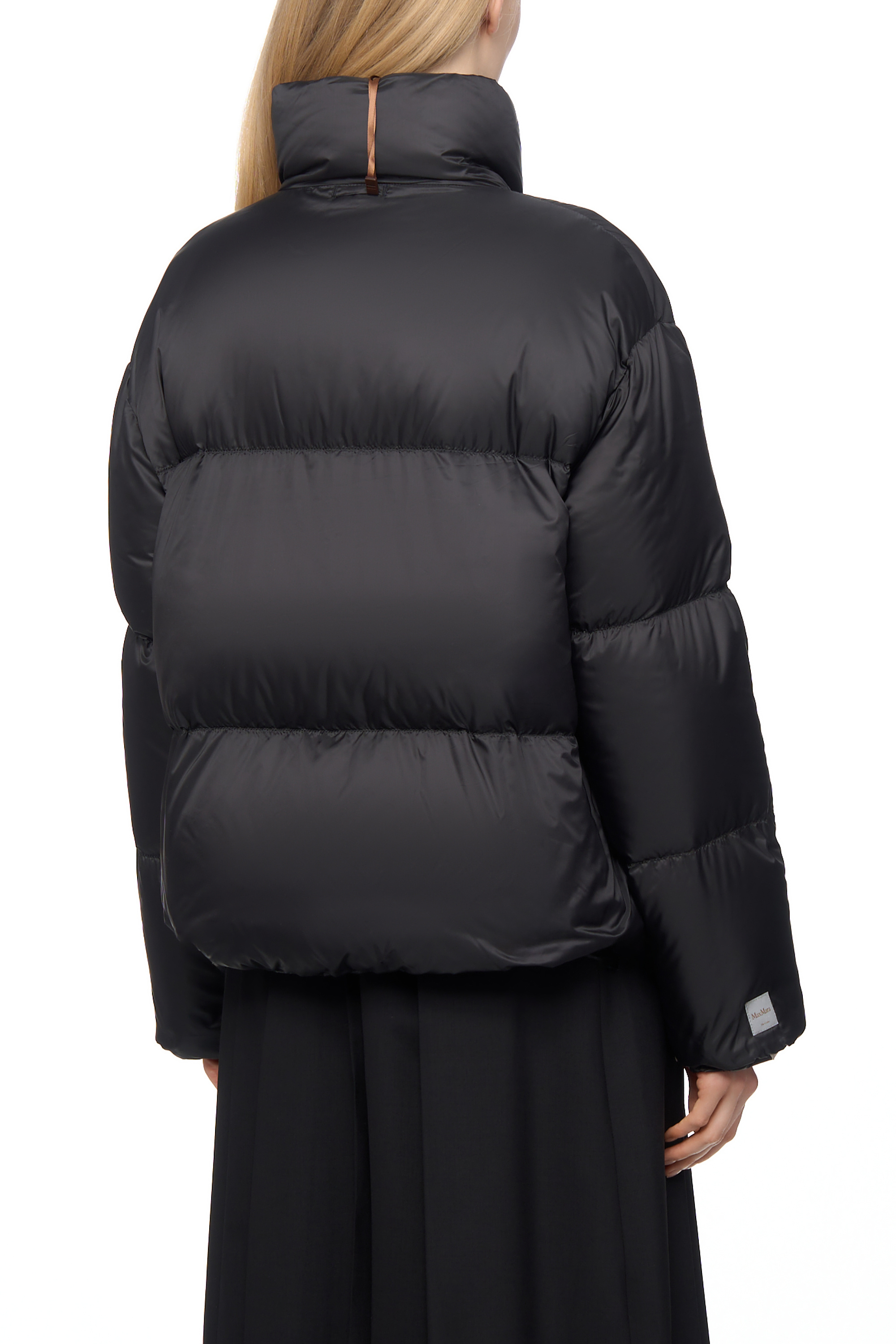 黒薔薇mira  czM6Ly9maC1wcm9kdWN0aW9uLXJmMy