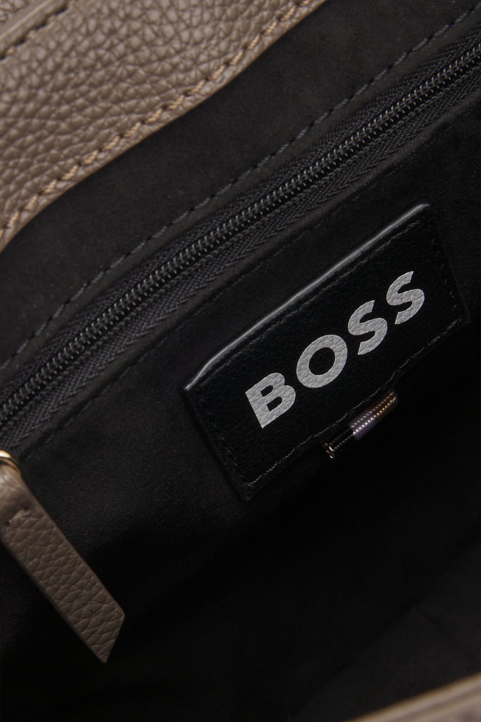 Женский BOSS Сумки Anett Saddle с логотипом (цвет ), артикул 50535960 | Фото 3