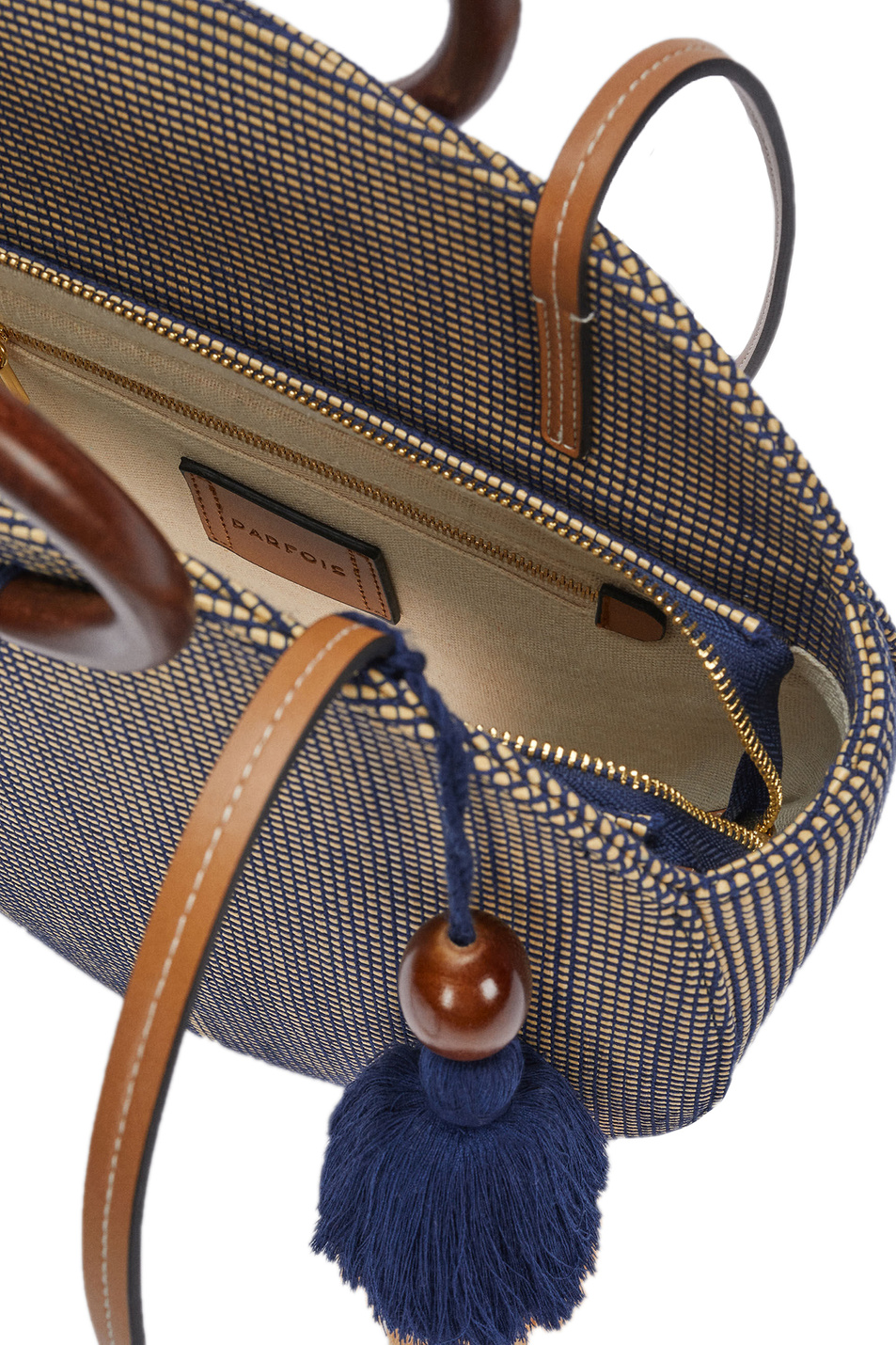 Parfois Фактурная сумка-шоппер из рафии с кисточками (цвет ), артикул 186623 | Фото 4