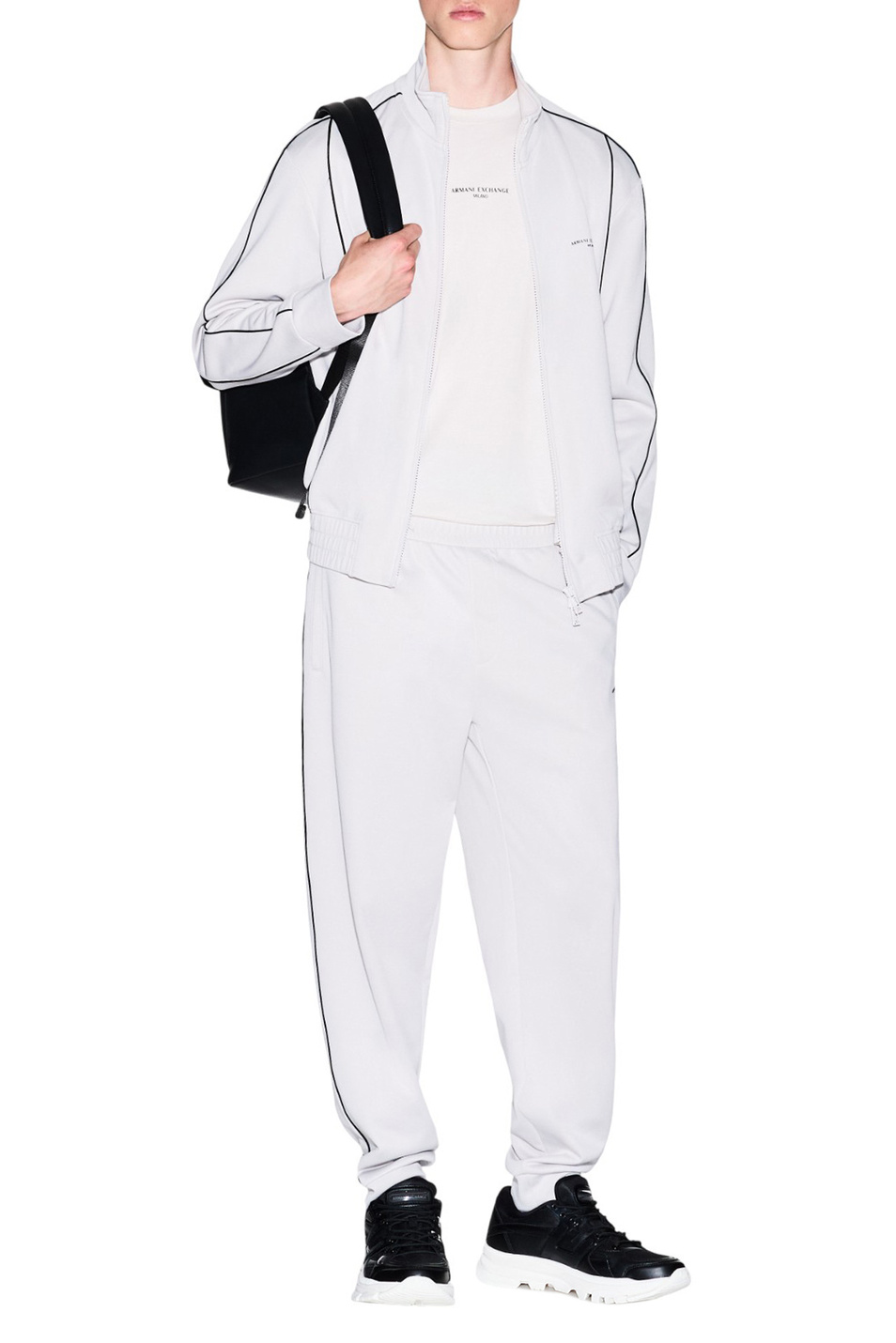 Мужской Armani Exchange Брюки с контрастными полосками (цвет ), артикул XM001358-AF16278 | Фото 2