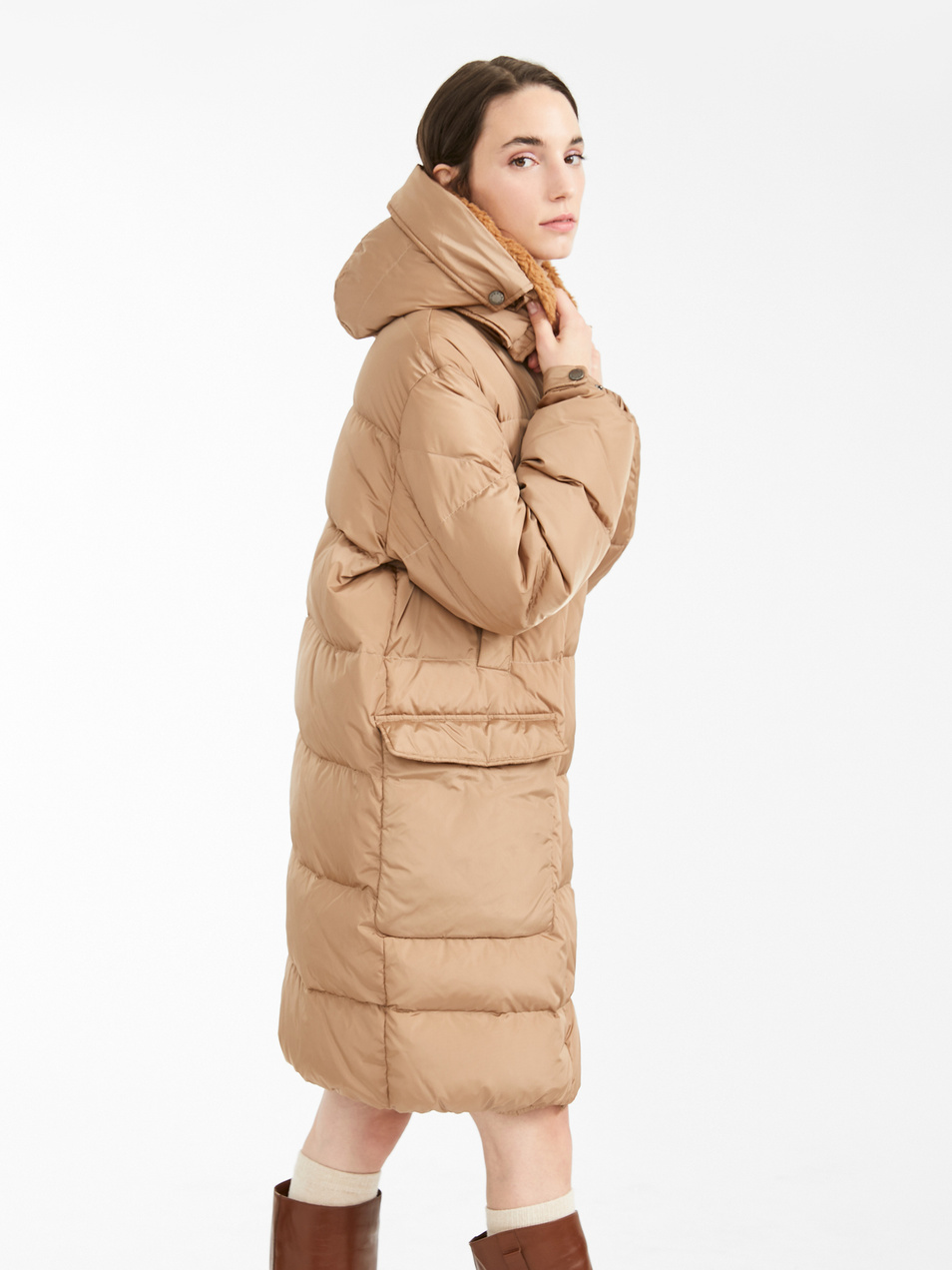 Женский Weekend Max Mara Стеганый пуховик ZADAR (цвет ), артикул 54960903 | Фото 5