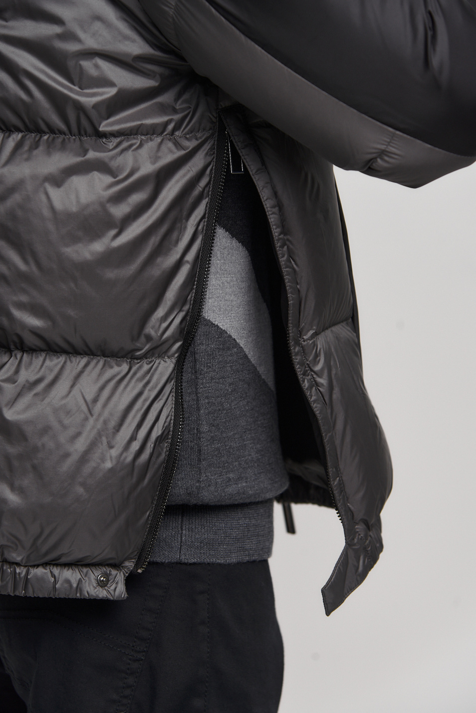 Emporio Armani Стеганая куртка из нейлона с утеплителем из утиного пуха и пера (цвет ), артикул 6H1BL1-1NLSZ | Фото 8