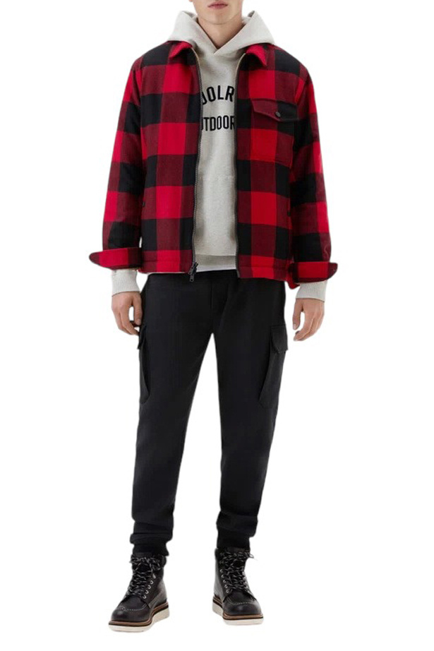 Мужской Woolrich Брюки однотонные (цвет ), артикул CFWOTR0159MRUT3497 | Фото 2
