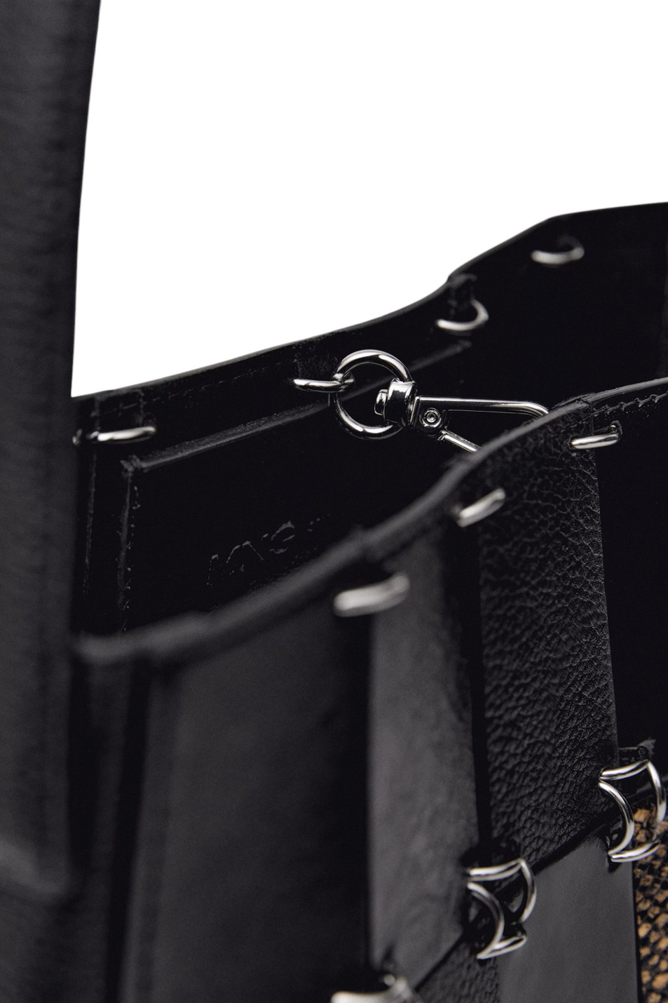 Женский Mango Сумка PATCH из натуральной кожи (цвет ), артикул 87024424 | Фото 4