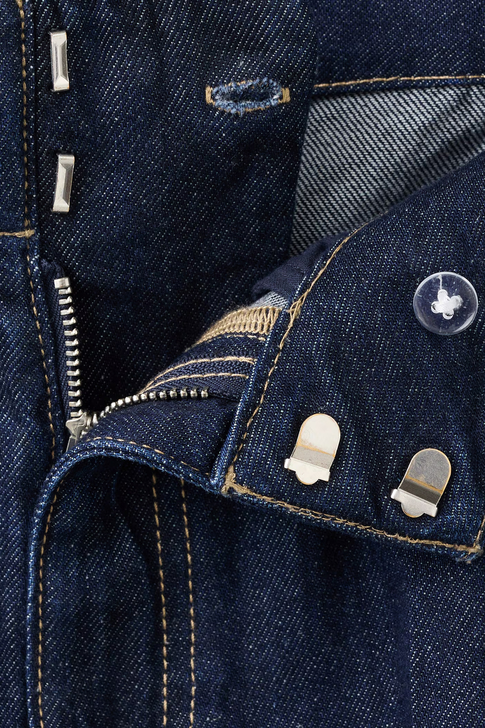 Женский Mango Джинсы ALMA из хлопка (цвет ), артикул 27024083 | Фото 5