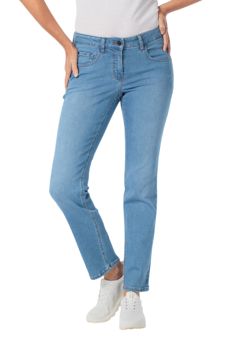 Женский Gerry Weber Джинсы из смесового хлопка (цвет ), артикул N67061 | Фото 1