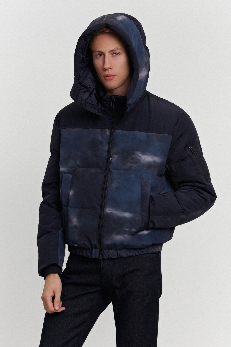 Emporio Armani Утепленная куртка из двухцветного нейлона с принтом Cloud Storm (цвет ), артикул 6H1BF8-1NLPZ | Фото 8