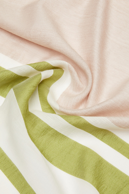 Палантин URNA из шерсти и шелка|Основной цвет:Зеленый|Артикул:45411021 | Фото 2