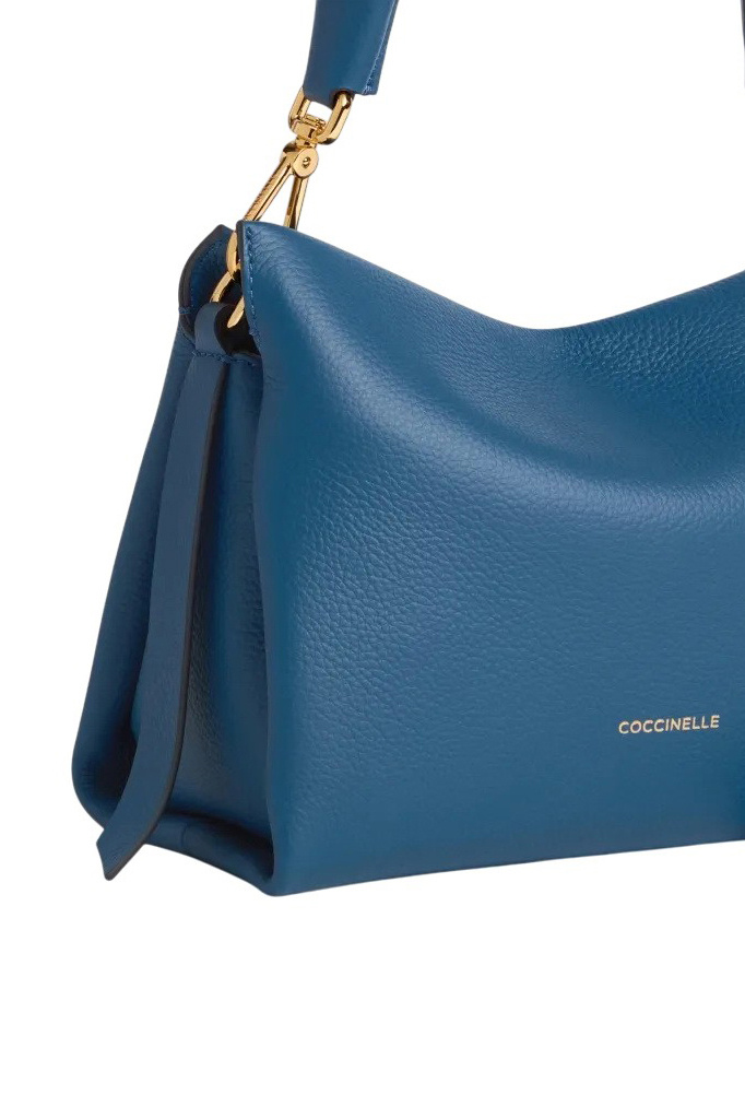 Сумка BOHEME GRANA DOUBLE из натуральной кожи с плетеной ручкой|Основной цвет:Синий Женский Coccinelle Сумка BOHEME GRANA DOUBLE из натуральной кожи с плетеной ручкой (цвет ), артикул E1M50580101 | Фото 4