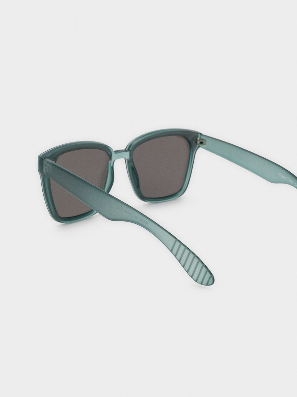 Parfois Солнцезащитные очки в квадратной оправе (цвет ), артикул 166196 | Фото 4