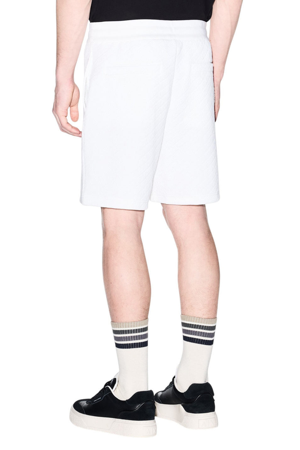 Мужской Armani Exchange Шорты однотонные (цвет ), артикул XM002345-AF21862 | Фото 4