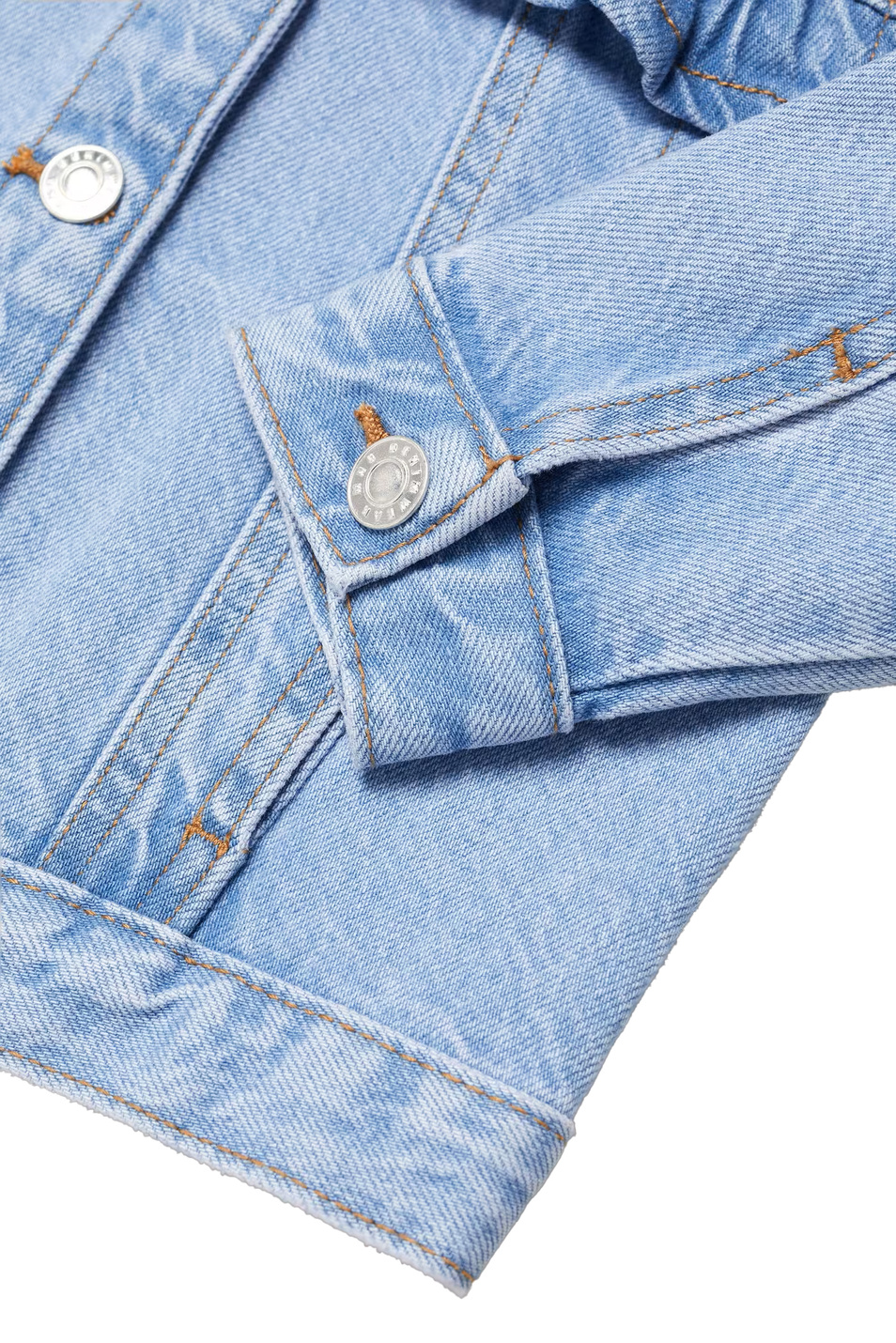 Девочкам Mango Kids Куртка джинсовая NORMAB с оборками (цвет ), артикул 67042535 | Фото 3