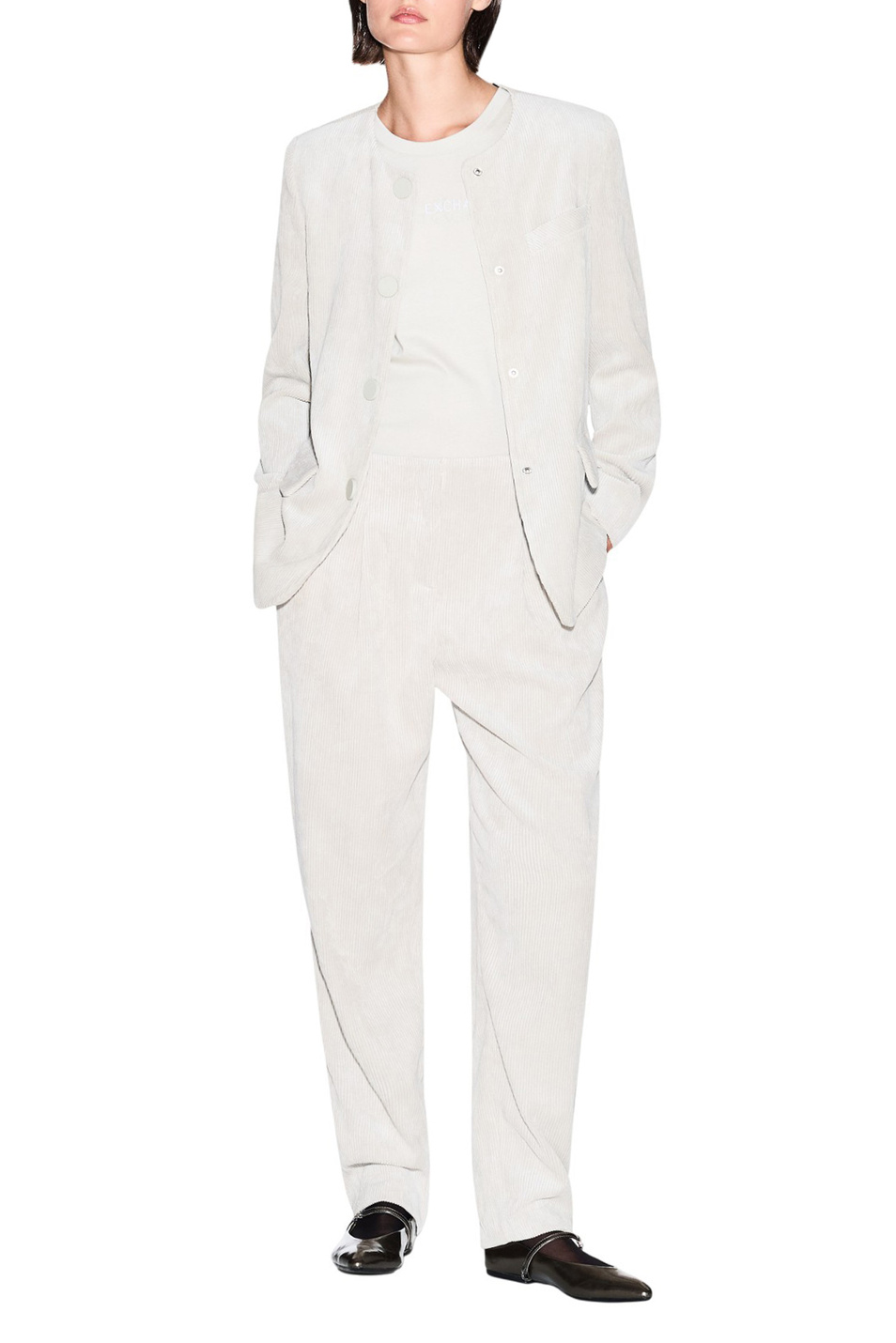 Брюки вельветовые|Основной цвет:Бежевый Женский Armani Exchange Брюки вельветовые (цвет ), артикул XW001268-AF16202 | Фото 2