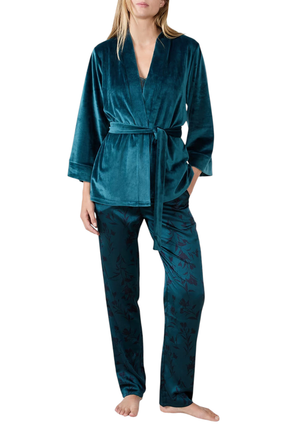Женский Etam Костюм домашний VERA (жакет, топ, брюки) (цвет ), артикул 6555988 | Фото 1