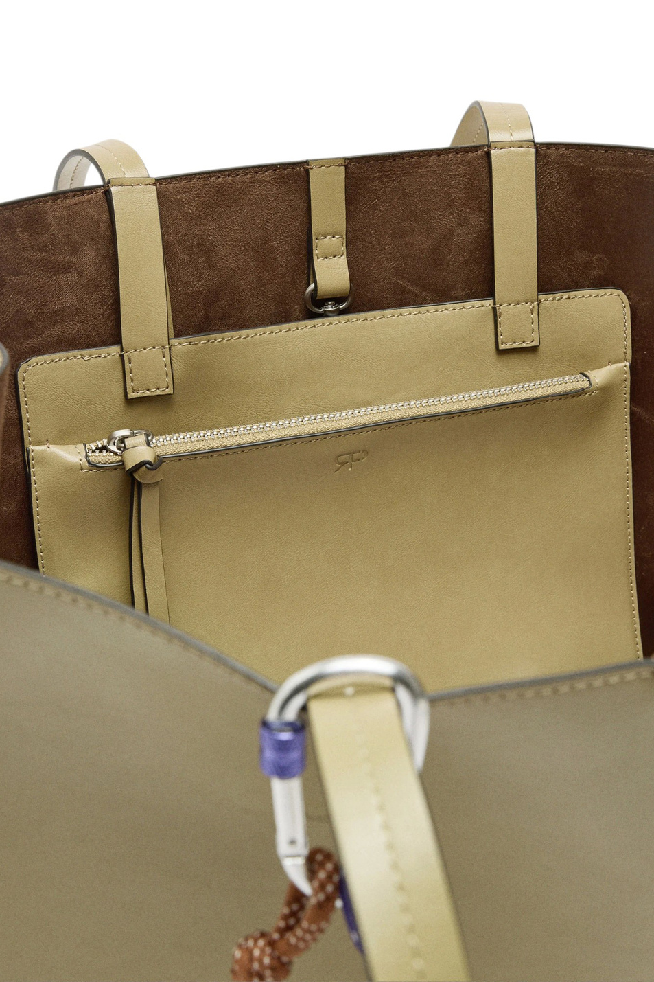 Женский Parfois Сумка-шопер с подвеской (цвет ), артикул 238962 | Фото 3