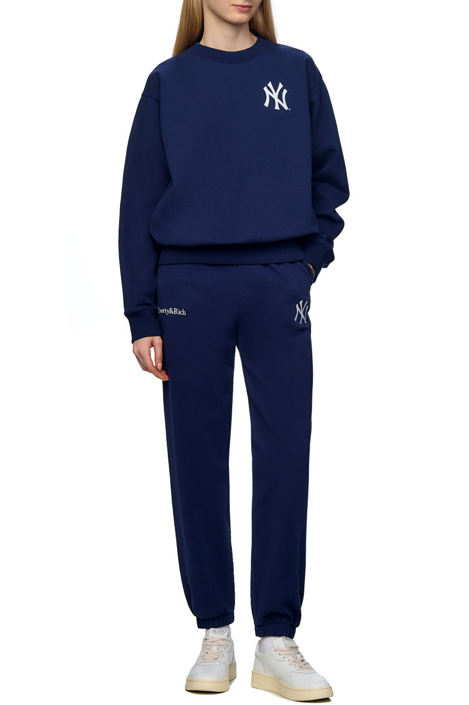 Женский Sporty & Rich Свитшот Yankees Serif Crewneck из хлопка (цвет ), артикул ST071505635BL32 | Фото 2