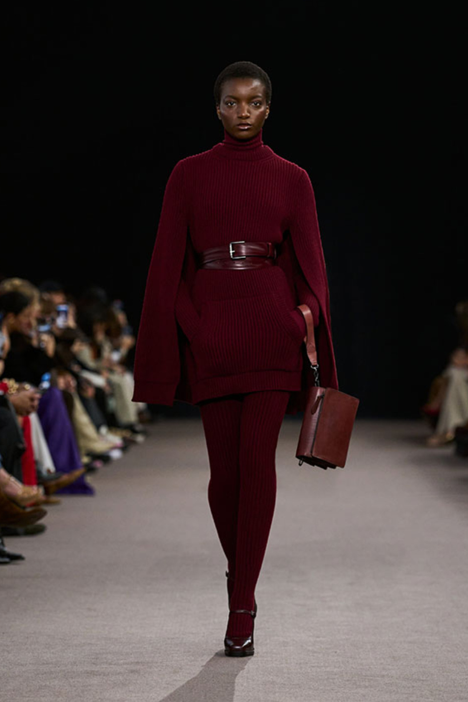 Платье ASTORIA1234 из шерсти и кашемира|Основной цвет:Бордовый Женский Max Mara Платье ASTORIA1234 из шерсти и кашемира (цвет ), артикул 2521326233 | Фото 5