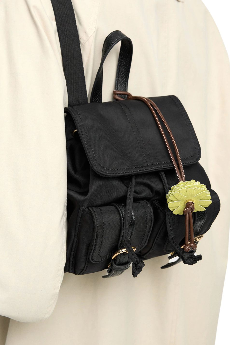 Женский Parfois Рюкзак с подвеской (цвет ), артикул 242441 | Фото 4