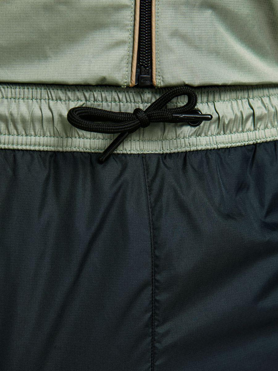 Jack & Jones Спортивная куртка в стиле колор-блок (цвет ), артикул 12189662 | Фото 6