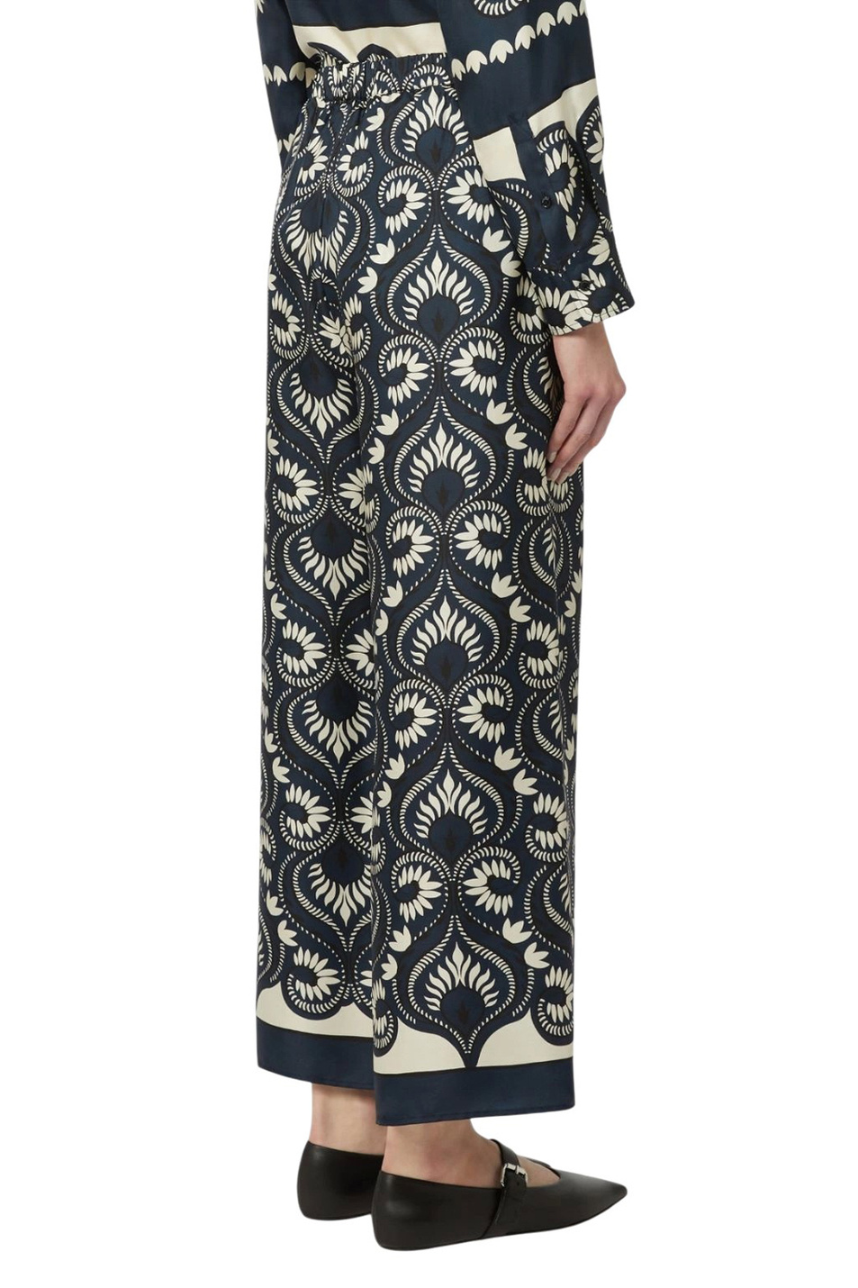 Женский Weekend Max Mara Брюки OTTICO из шелка (цвет ), артикул 2615131011 | Фото 4