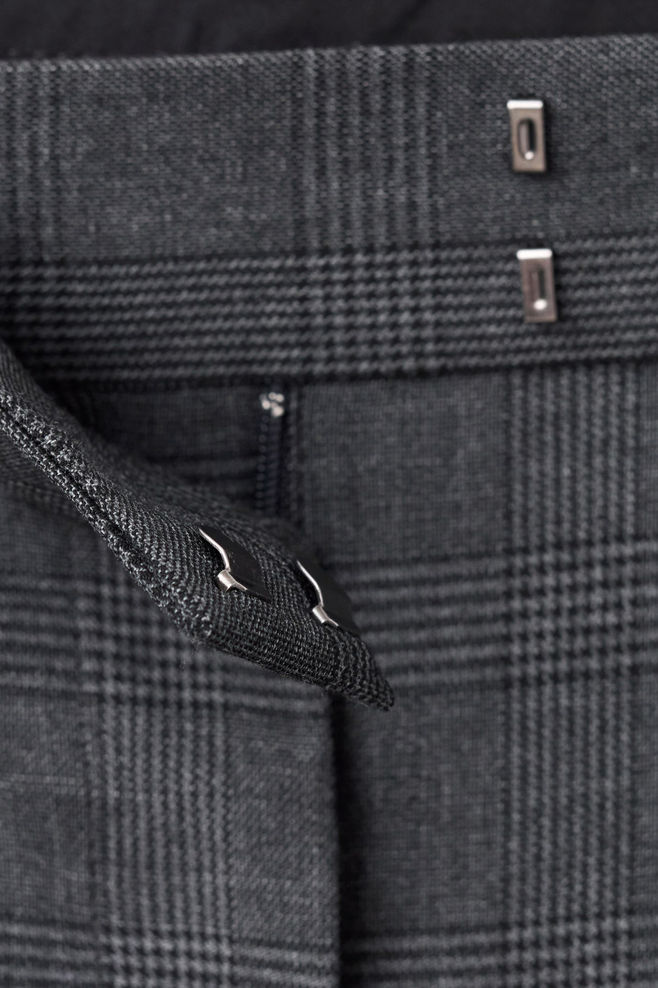 Брюки TERIYAKI в клетку|Основной цвет:Серый Женский Mango Брюки TERIYAKI в клетку (цвет ), артикул 17097802 | Фото 4