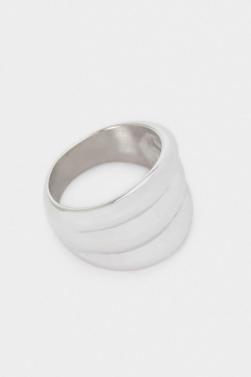 Parfois Объемное кольцо из нержавеющей стали (цвет ), артикул 177728 | Фото 2