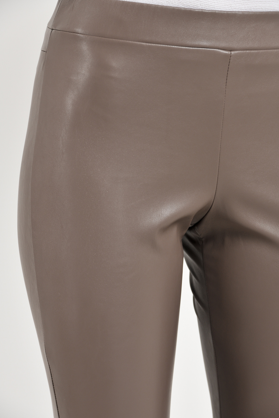 Max Mara Обтягивающие зауженные брюки из экокожи RANGHI (цвет ), артикул 37860306 | Фото 4