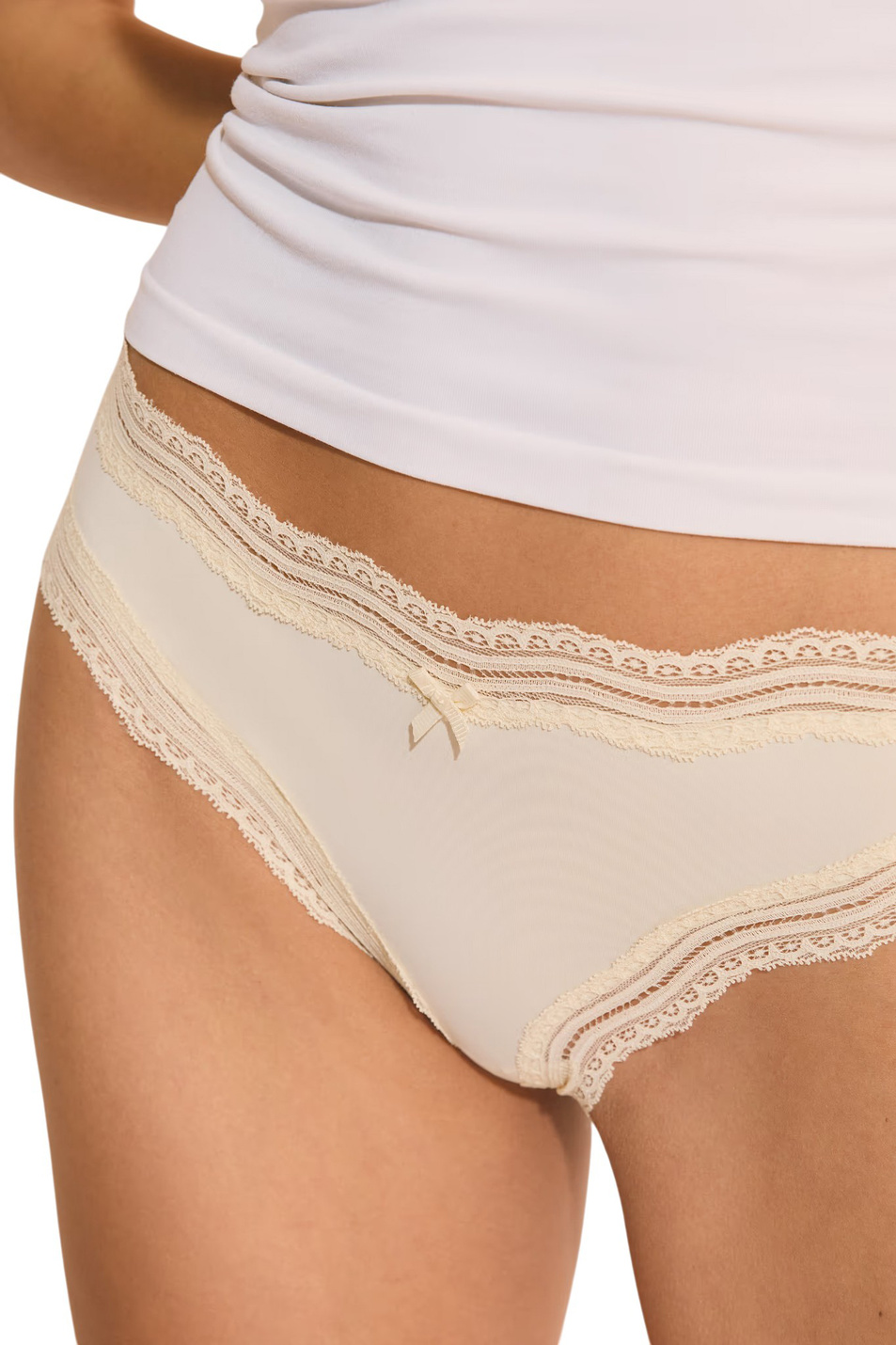 Женский Etam Трусики-танга JAZZ с кружевом (цвет ), артикул 6474643 | Фото 5