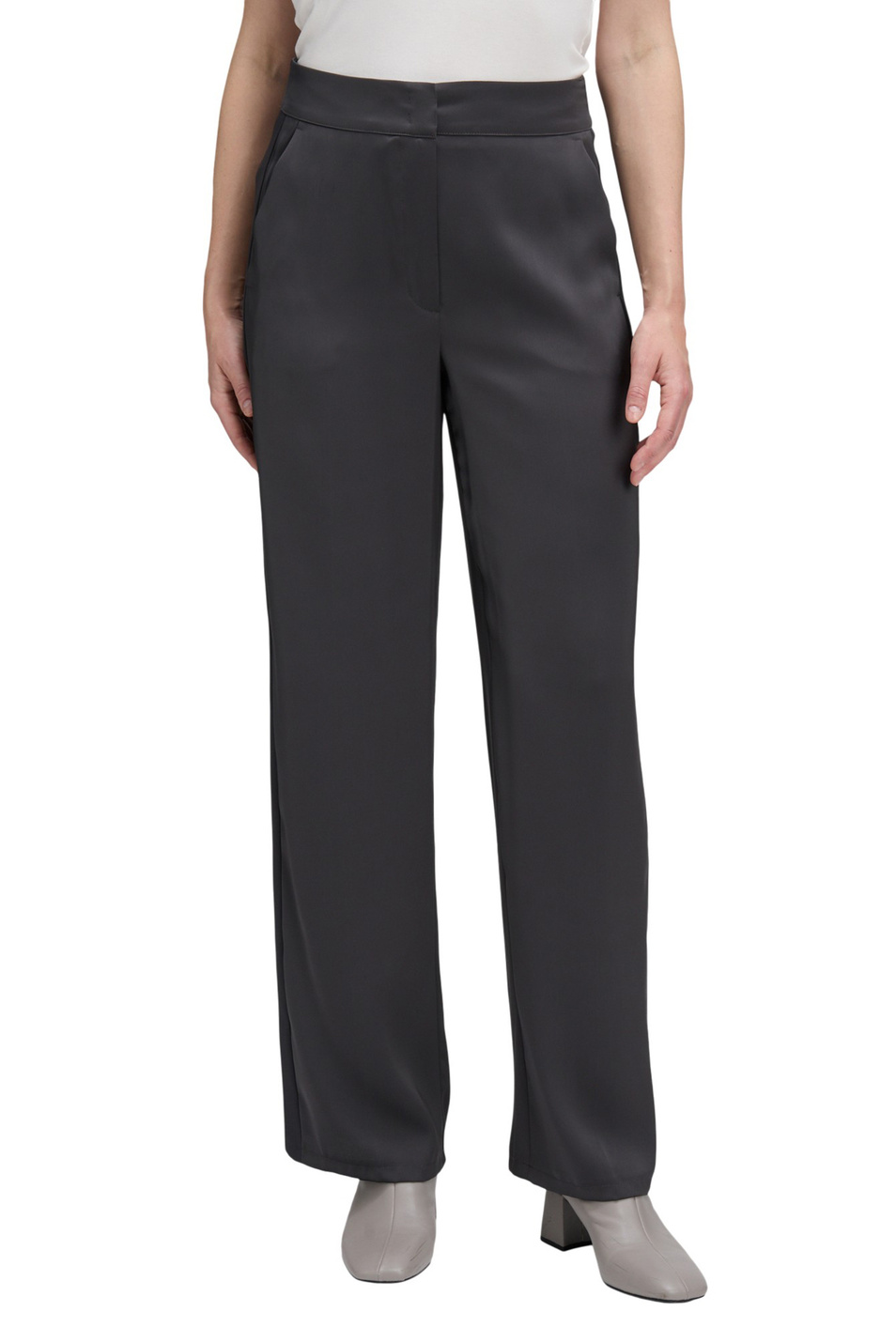 Брюки однотонные|Основной цвет:Черный Женский Betty Barclay Брюки однотонные (цвет ), артикул 6081/1196 | Фото 4