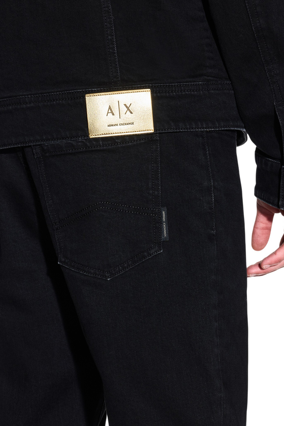Мужской Armani Exchange Куртка джинсовая их эластичного хлопка (цвет ), артикул XM002028-AF19899 | Фото 5
