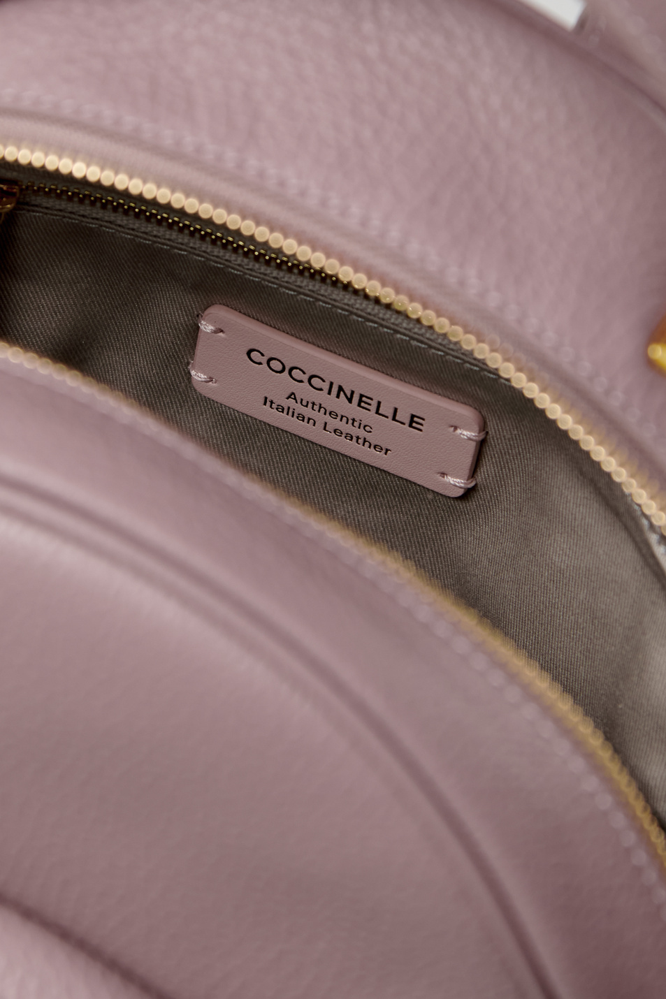 Coccinelle Рюкзак LEA из натуральной зернистой кожи (цвет ), артикул E1M60140101 | Фото 4