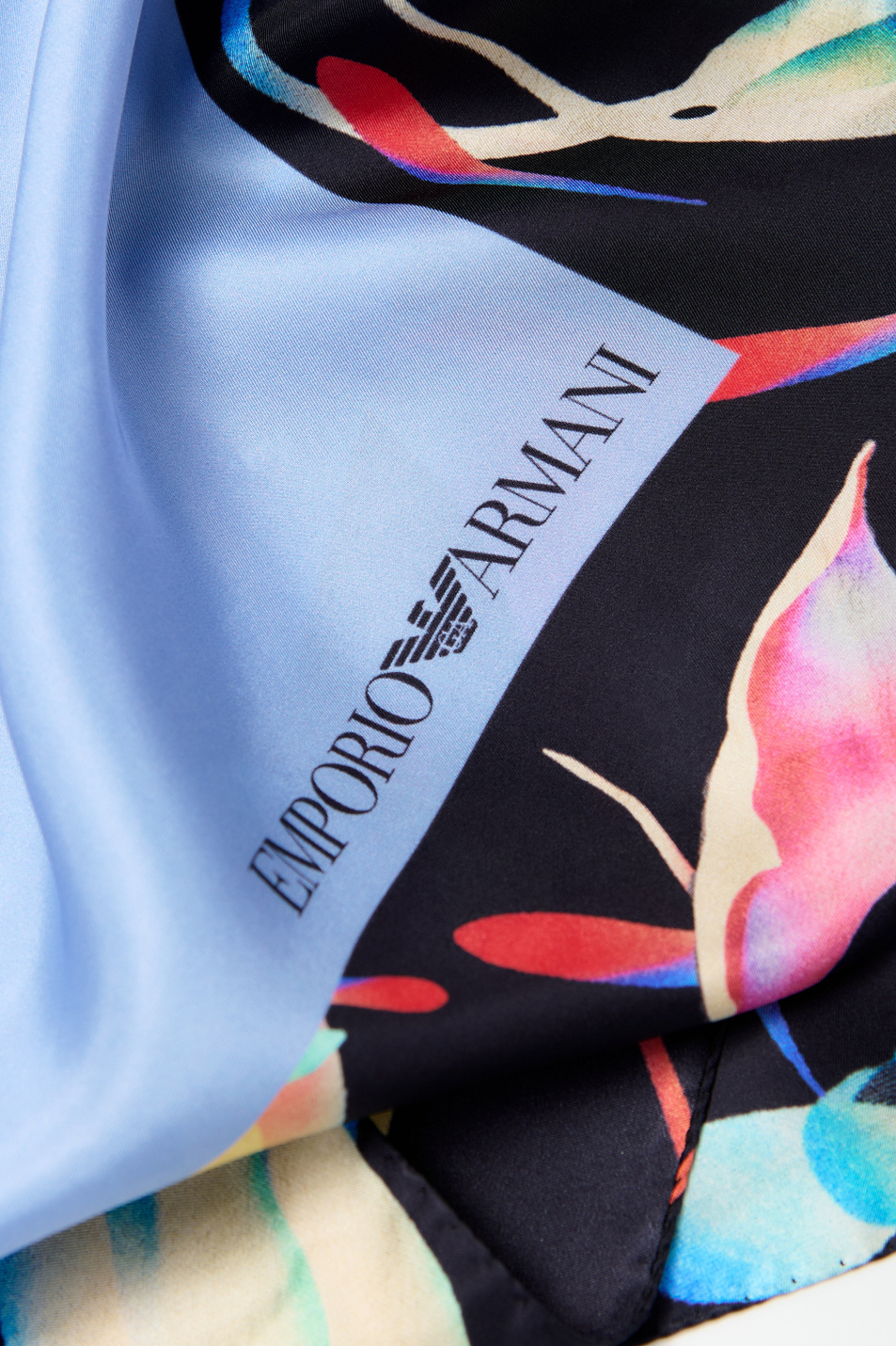 Женский Emporio Armani Платок из натурального шелка с принтом (цвет ), артикул 635302-3F305 | Фото 2