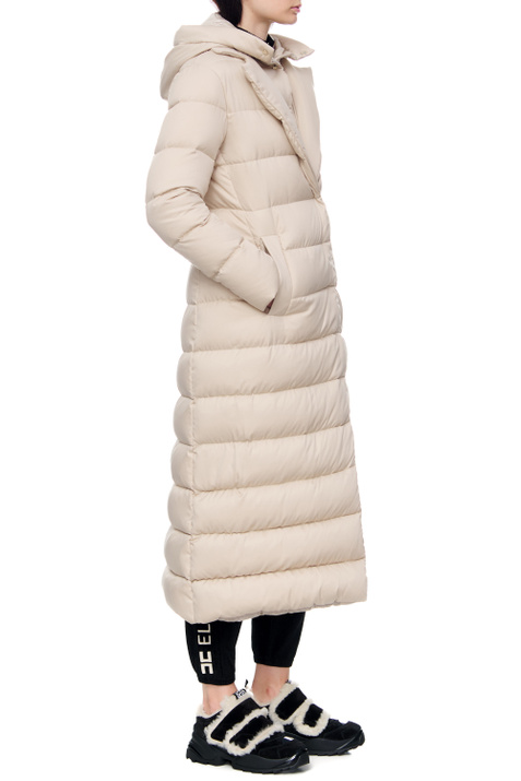 Herno Стеганое пальто с объемным капюшоном ( цвет), артикул PI001608D12414 | Фото 5