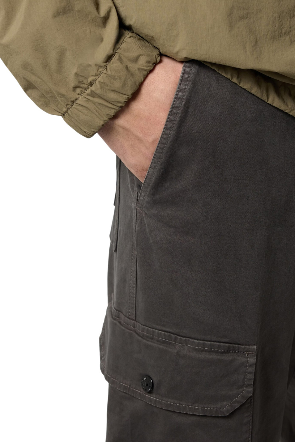 Мужской Stone Island Брюки карго из хлопка (цвет ), артикул L1S153100011-S0004 | Фото 5