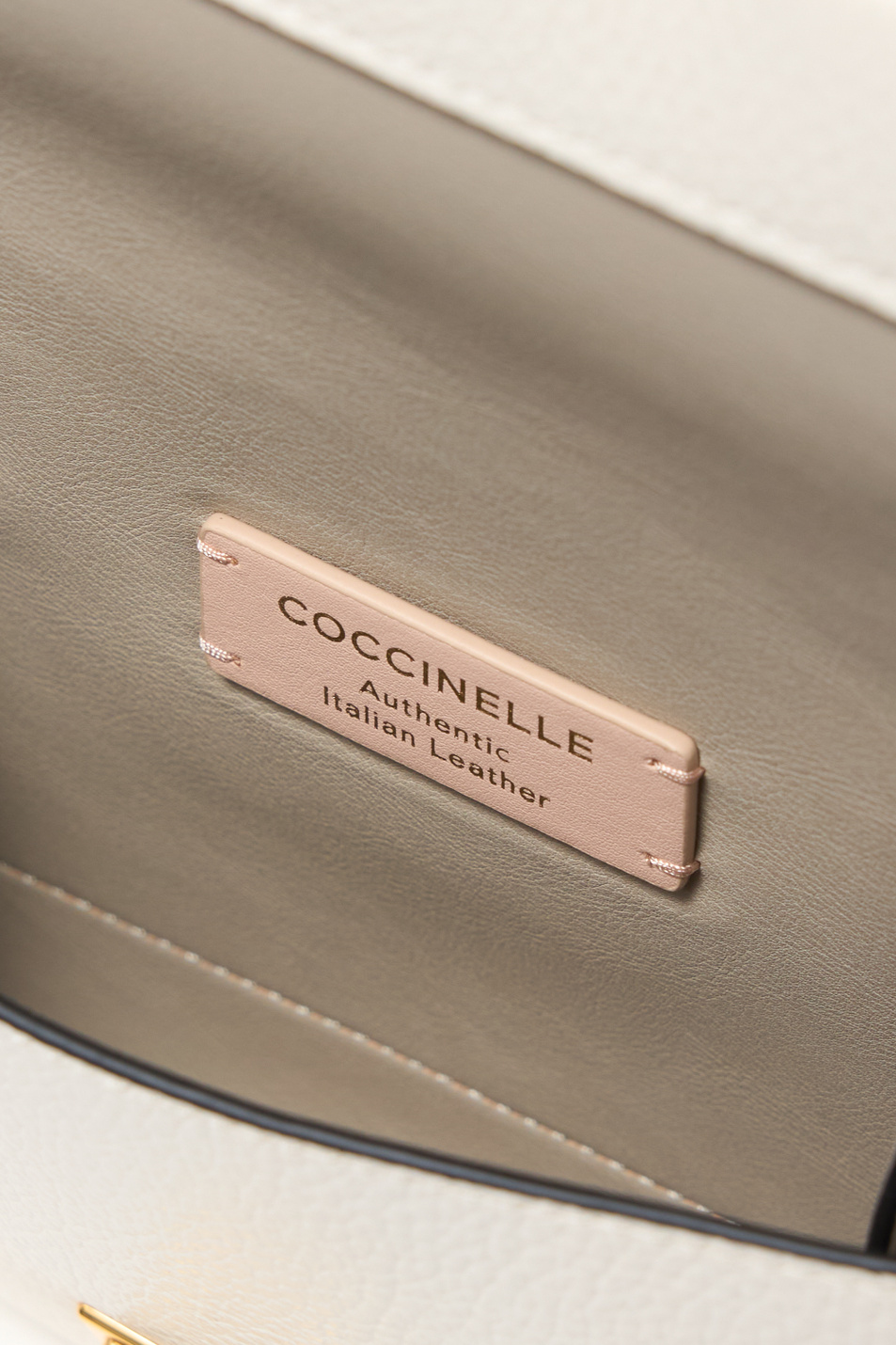 Женский Coccinelle Сумка ARLETTIS SIGNATURE из натуральной кожи (цвет ), артикул E1ND855B701 | Фото 4