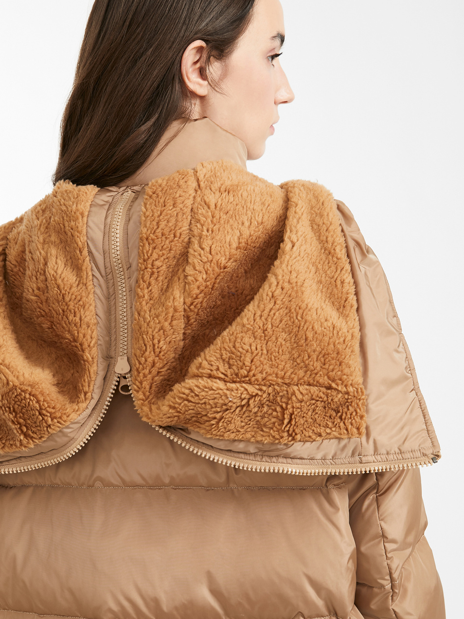 Женский Weekend Max Mara Стеганый пуховик ZADAR (цвет ), артикул 54960903 | Фото 6