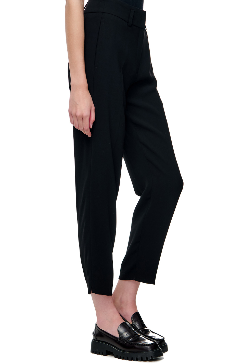 Женский Gerry Weber Укороченные однотонные брюки (цвет ), артикул 92443-71944 | Фото 5