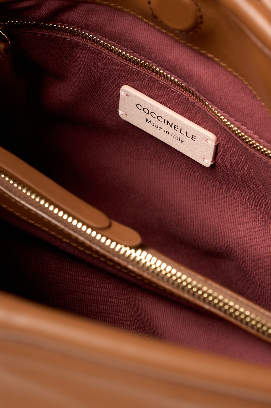 Сумка LISBET из натуральной кожи|Основной цвет:Коричневый Женский Coccinelle Сумка LISBET из натуральной кожи (цвет ), артикул E1T1F180101 | Фото 3