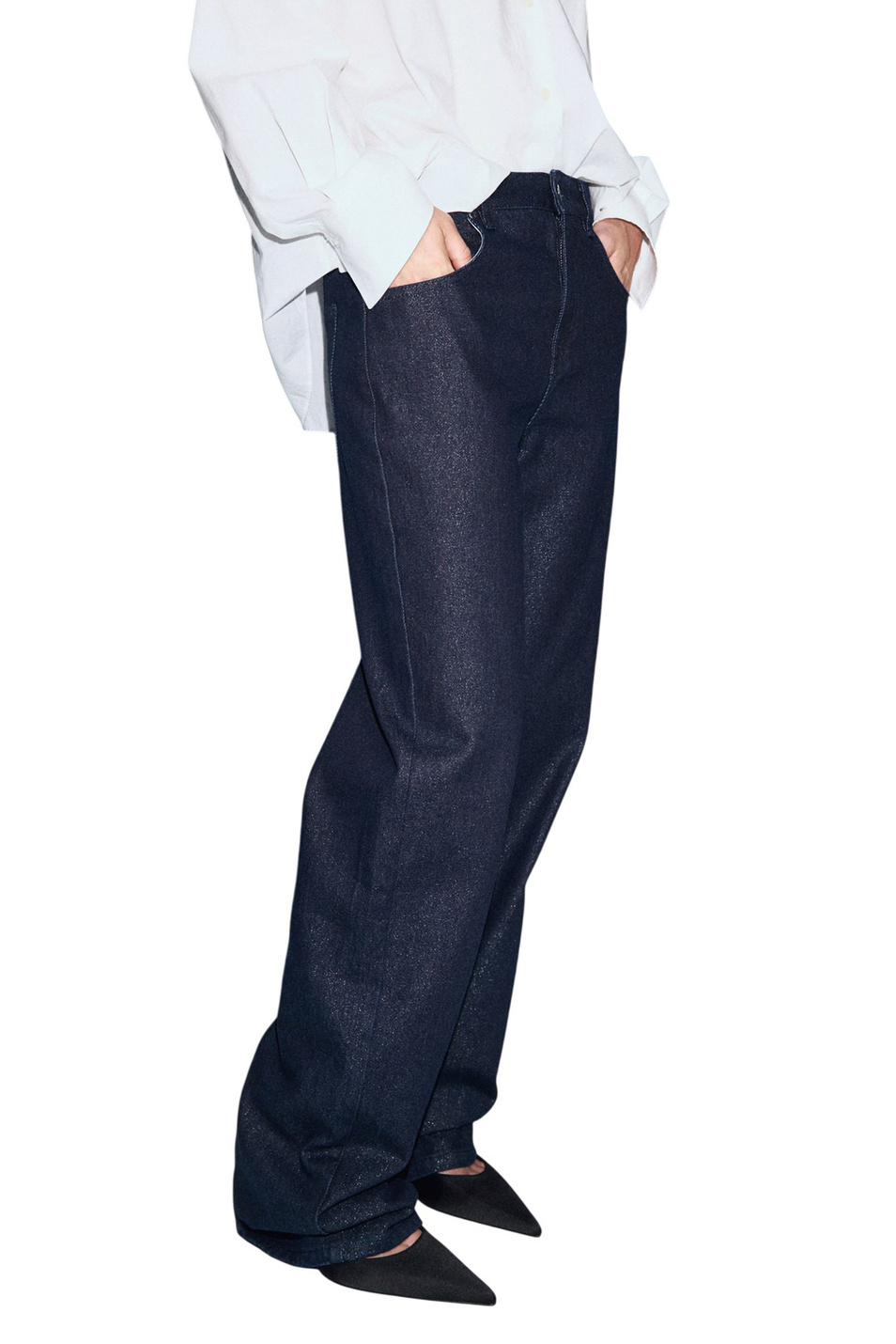 Женский Mango Джинсы CARRIE из хлопка (цвет ), артикул 17067797 | Фото 3