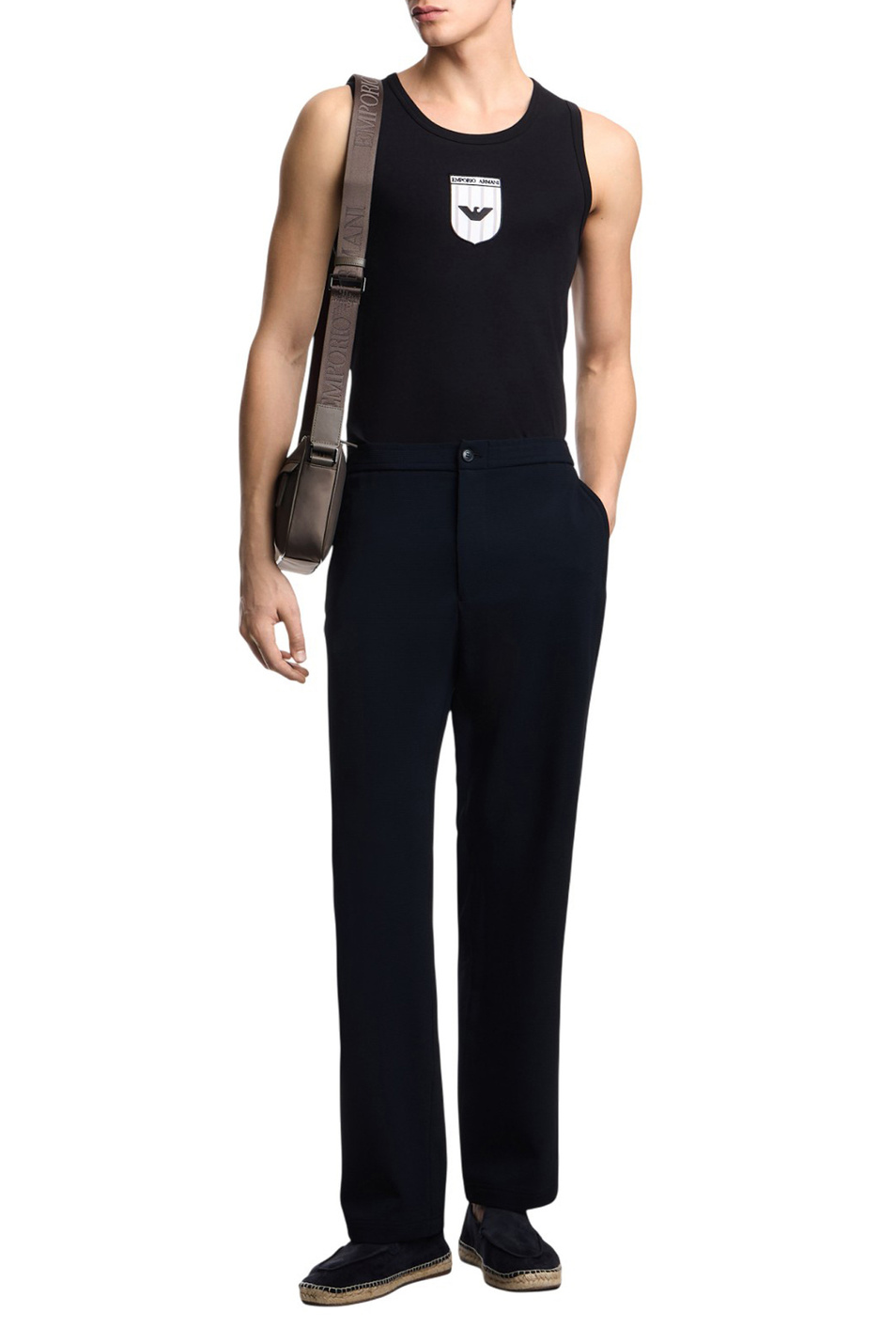 Мужской Emporio Armani Брюки однотонные (цвет ), артикул EM004720-TE14101 | Фото 2