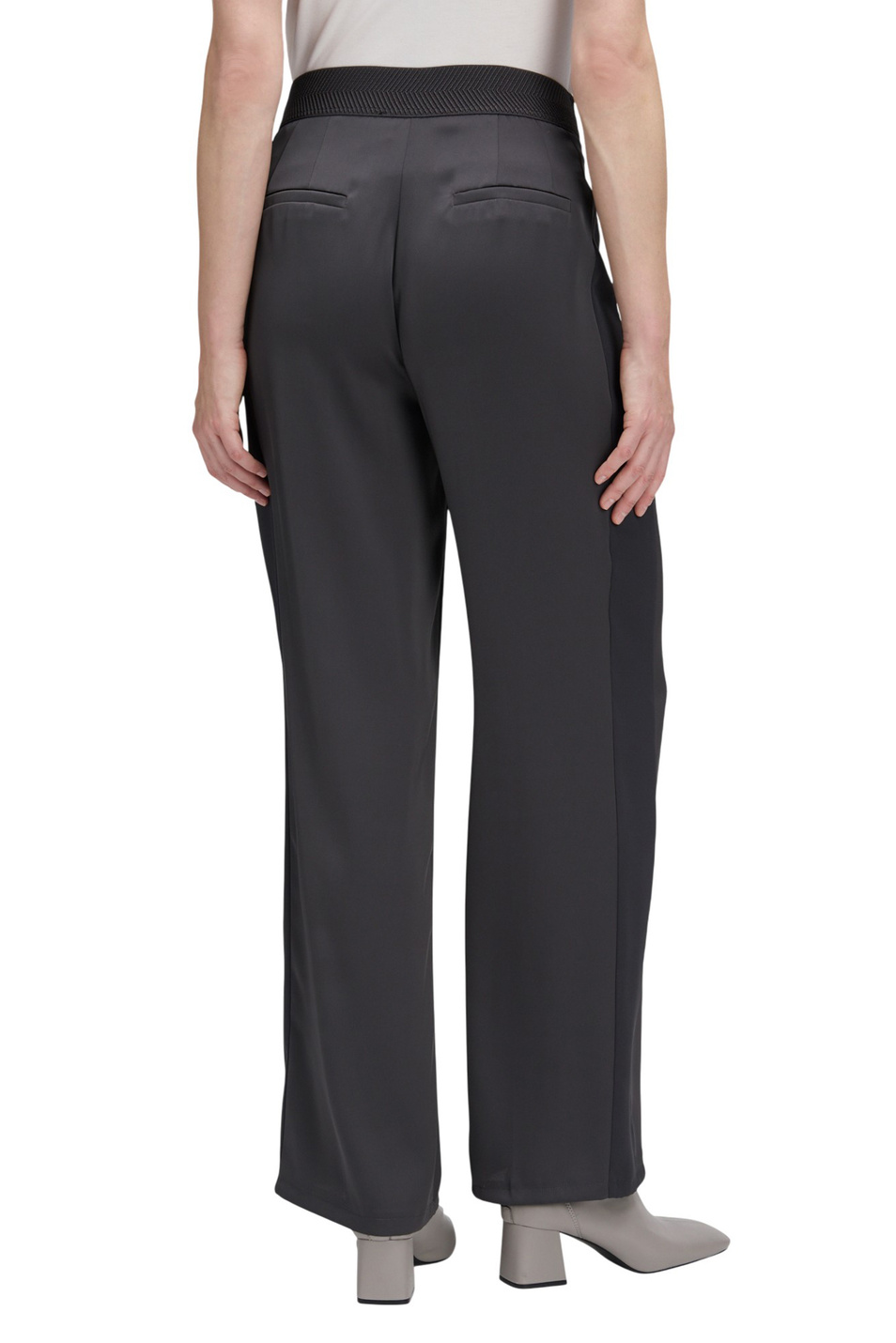 Брюки однотонные|Основной цвет:Черный Женский Betty Barclay Брюки однотонные (цвет ), артикул 6081/1196 | Фото 5