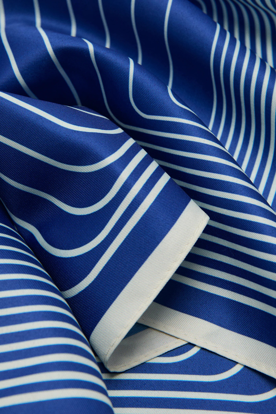 Женский Mango Платок NAGOYA с принтом (цвет ), артикул 27041198 | Фото 3