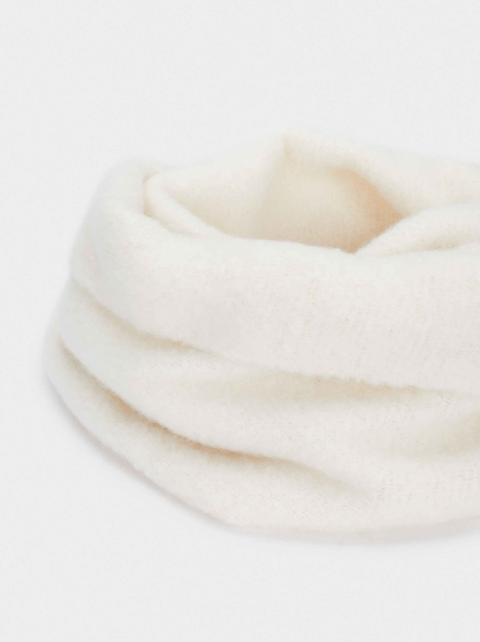 Женский Parfois Шарф с бахромой (цвет ), артикул 181076 | Фото 3