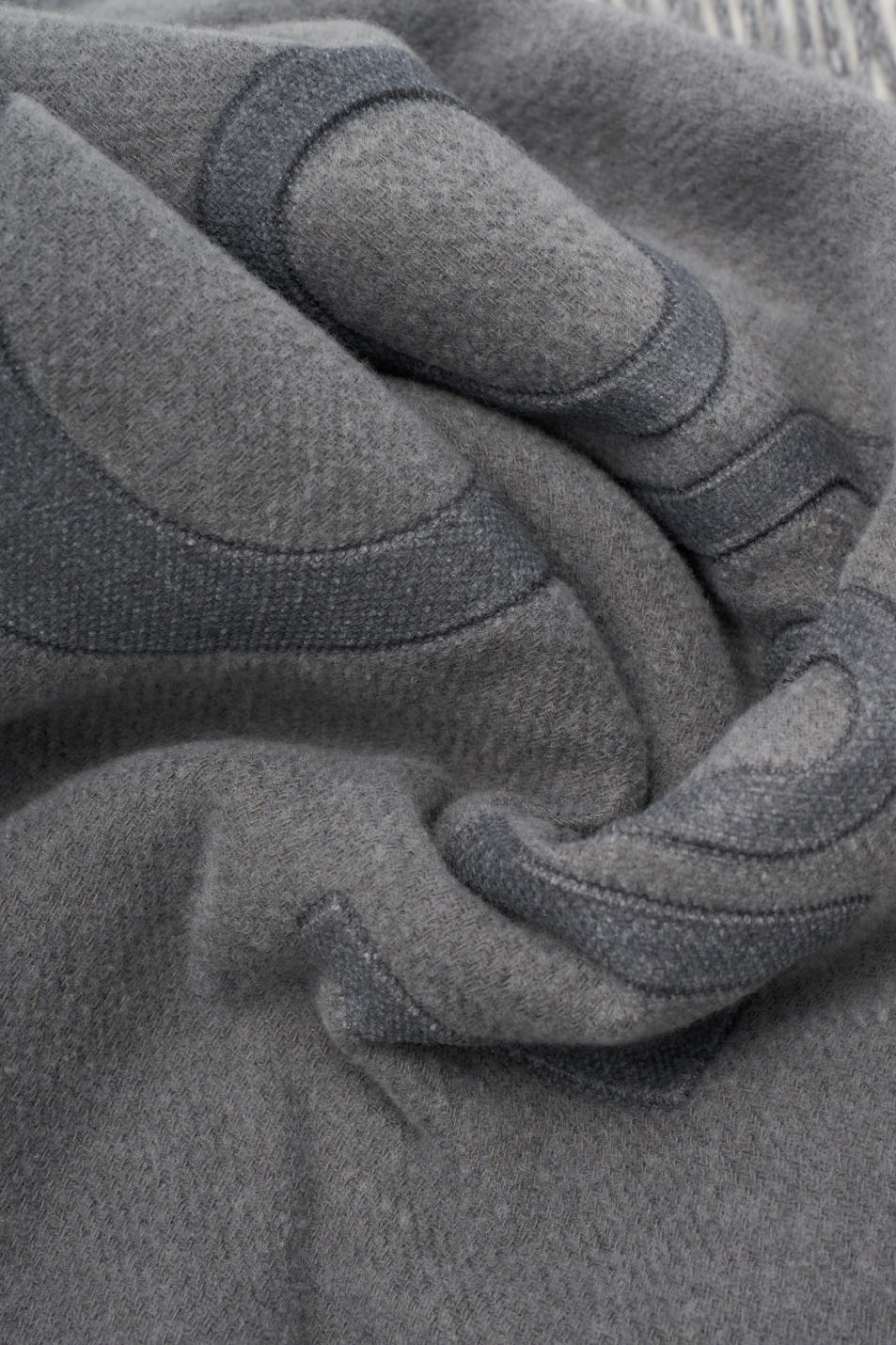 Женский Liu Jo Шарф с бахромой (цвет ), артикул 2F5023T0300 | Фото 2