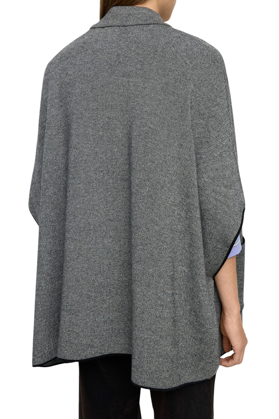 Женский Parfois Пончо однотонное (цвет ), артикул 237702 | Фото 4