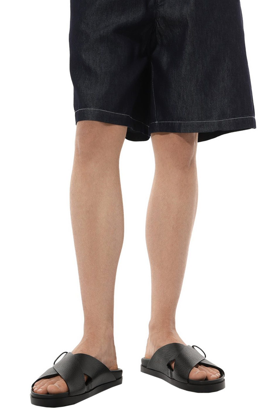 Шлепанцы из натуральной кожи|Основной цвет:Черный Мужской Doucal's Шлепанцы из натуральной кожи (цвет ), артикул DU3180NECKPF704NN00 | Фото 5