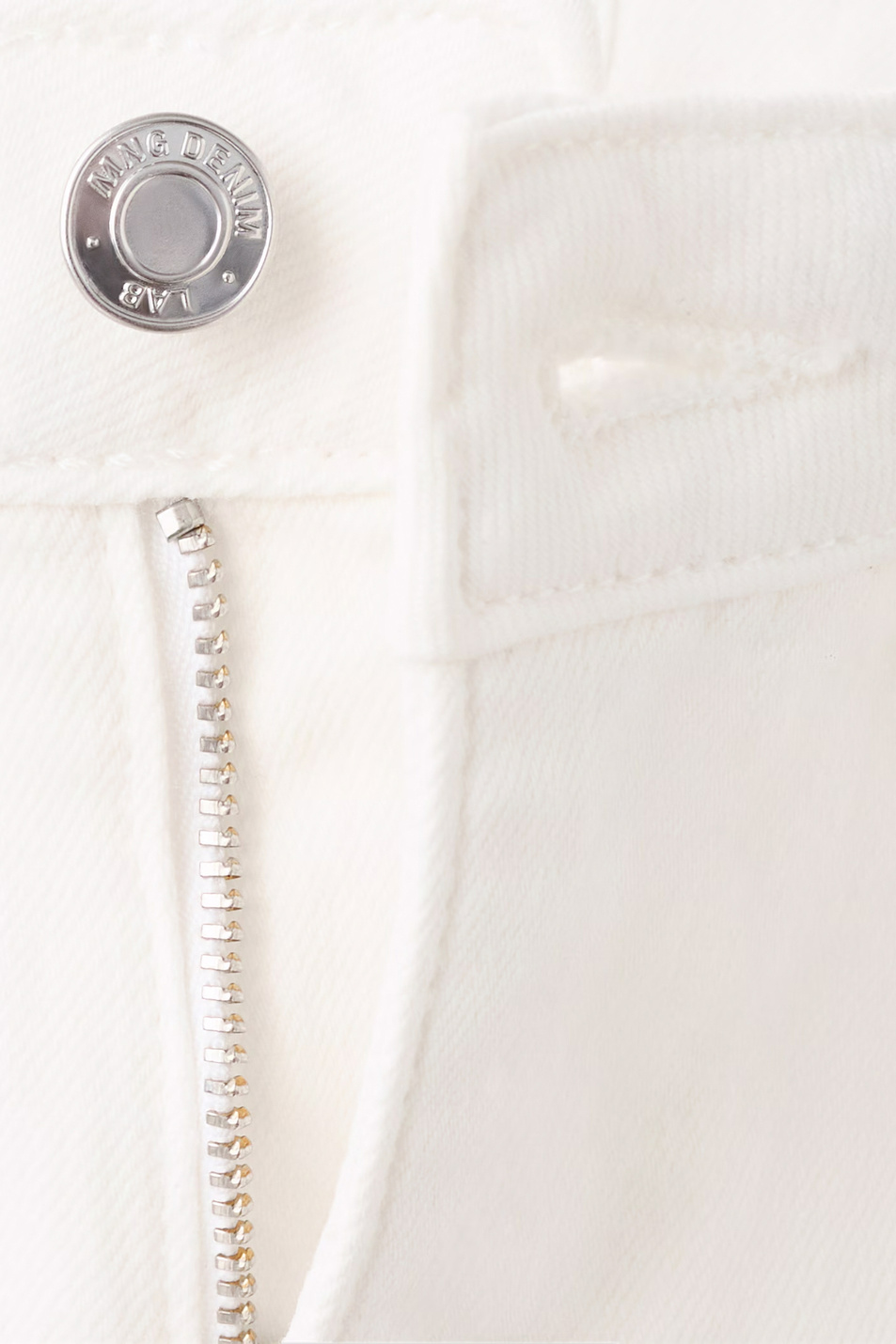 Мальчикам Mango Kids Джинсы SLIM2 со средней посадкой (цвет ), артикул 27061260 | Фото 3