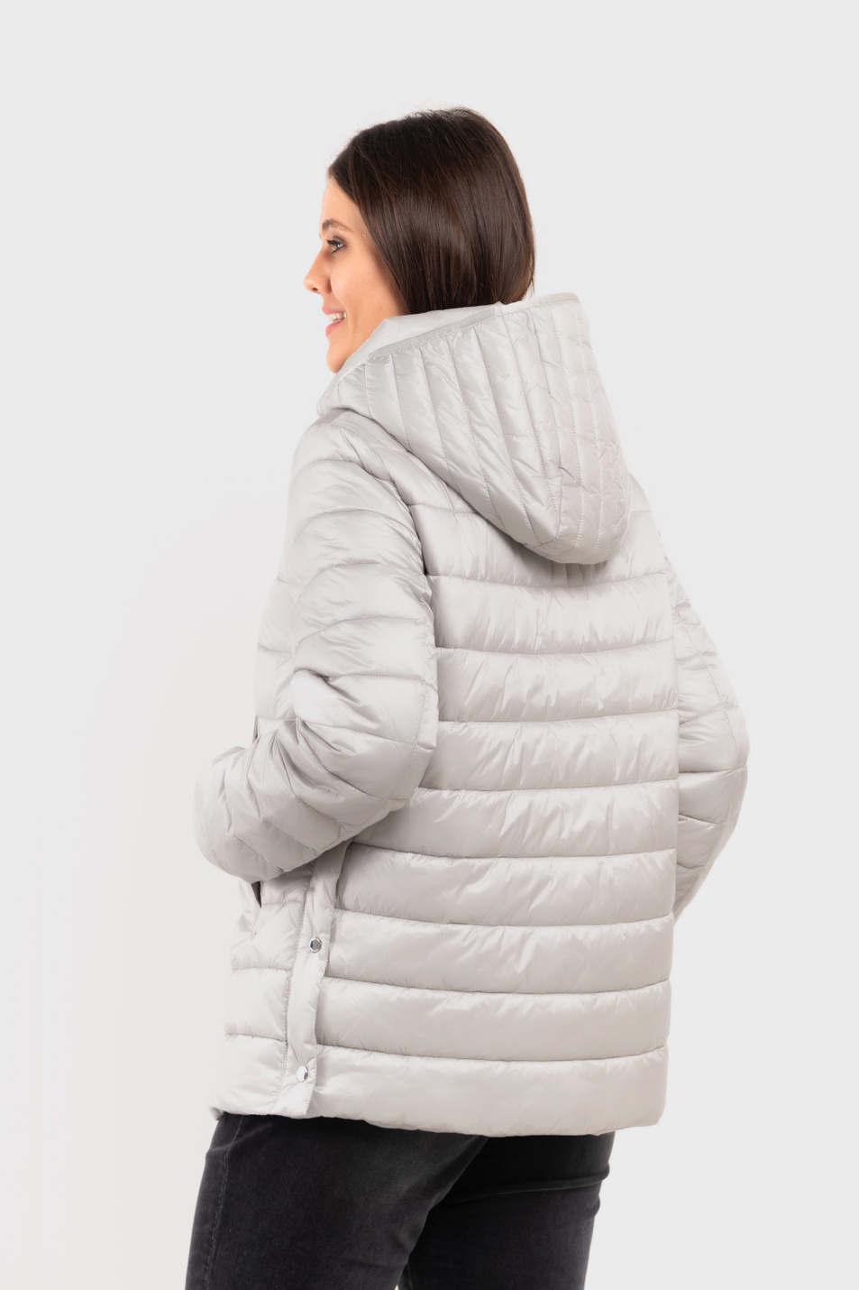 Женский Gerry Weber Стеганая куртка со съемным капюшоном (цвет ), артикул 450404-31121 | Фото 3