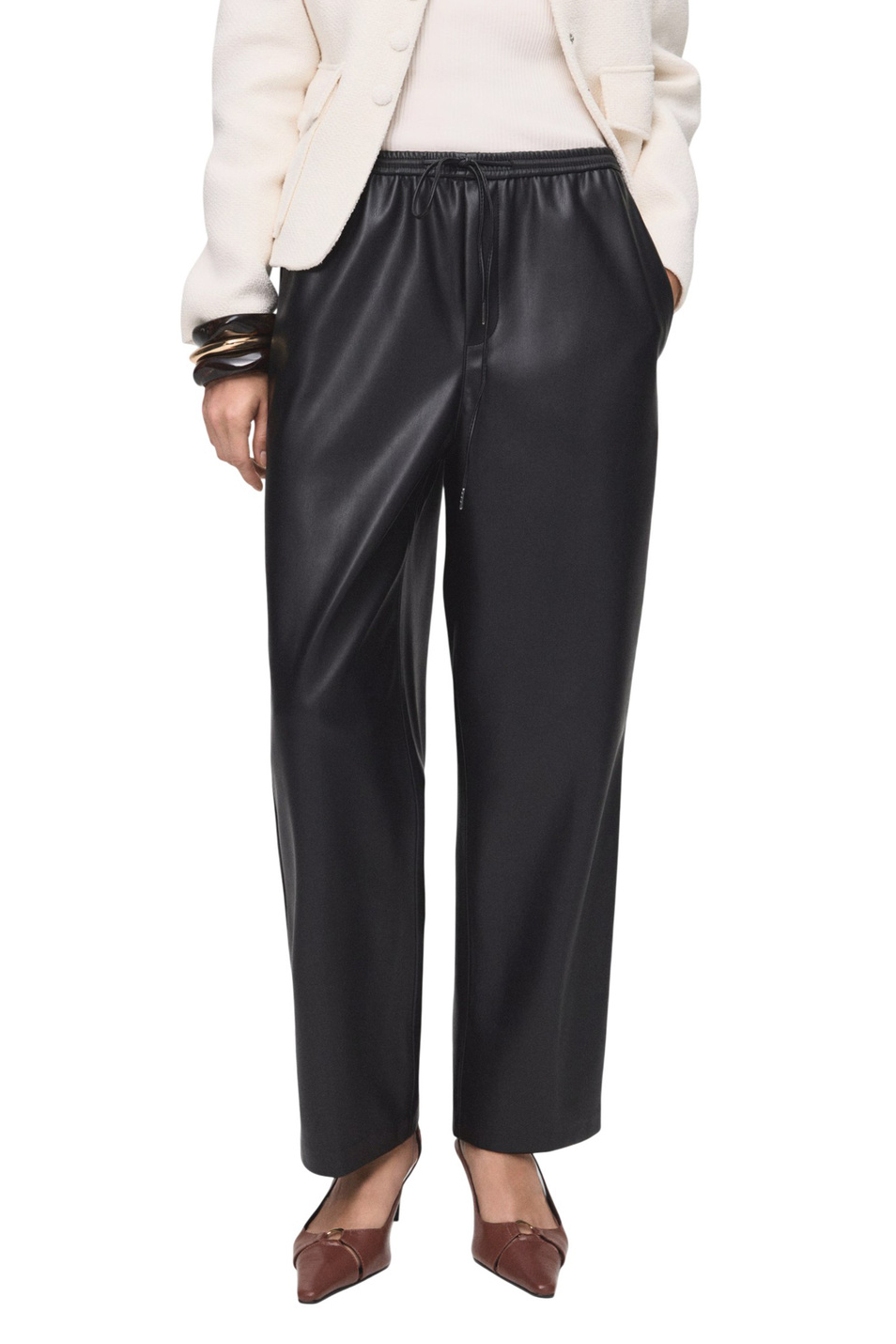 Женский Mango Брюки APPLE из искусственной кожи (цвет ), артикул 17075974 | Фото 3